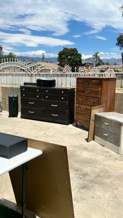 Dresser for sell !