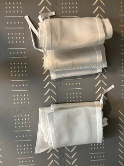 BreathableBaby Breathable Mesh Liner for Full-Size Cribs, Classic 3mm Mesh, White 