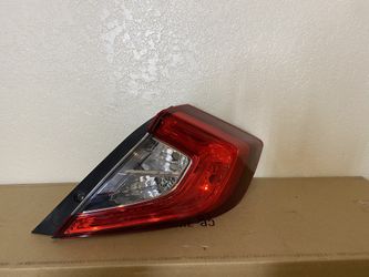 16-20 Honda Civic Rh Taillight