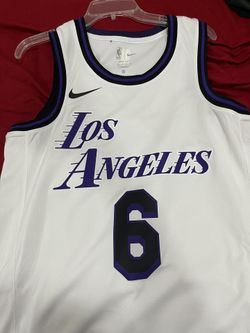 Lakers LeBron James Swingman Jersey