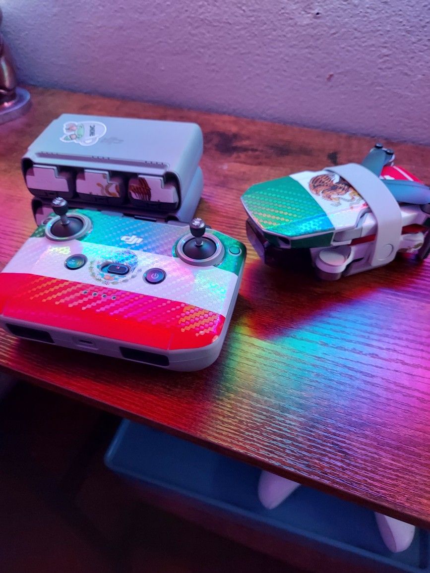 Dji MINI 2 4k 6 Batteries Brand New Custom Wrap