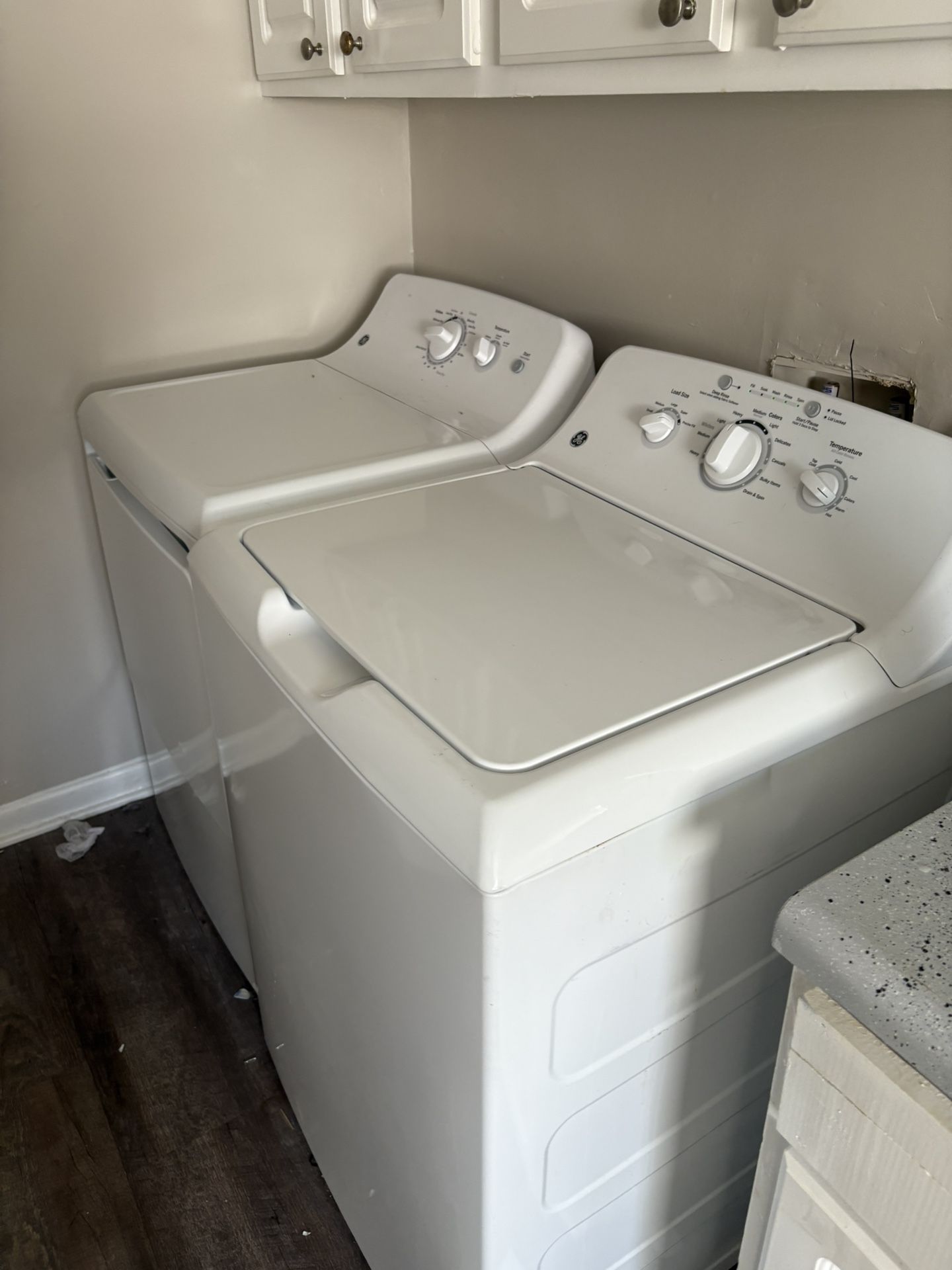GE WASHER AND DYER