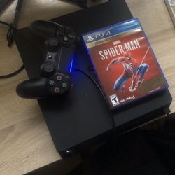 PS4 Slim 1 Tb $200