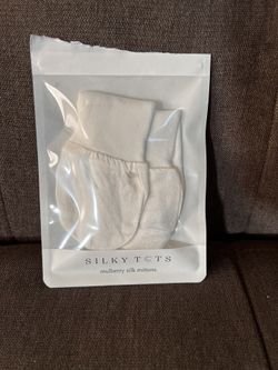 Silk Baby Scratch Mittens