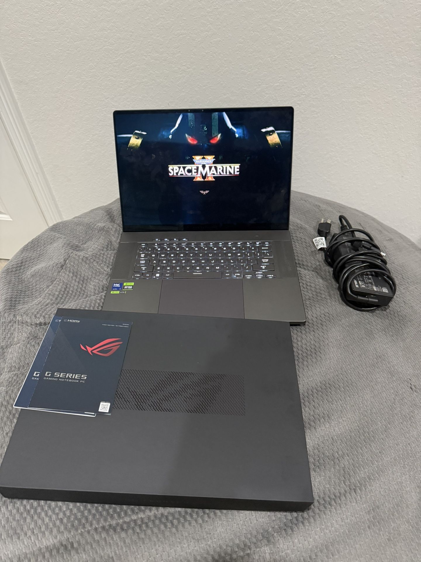 4090 Asus G16 gaming laptop