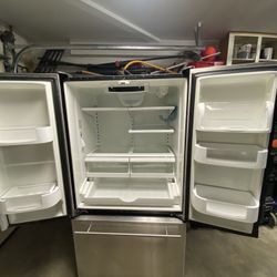 JennAir Noir 36" French Door Freestanding Refrigerator