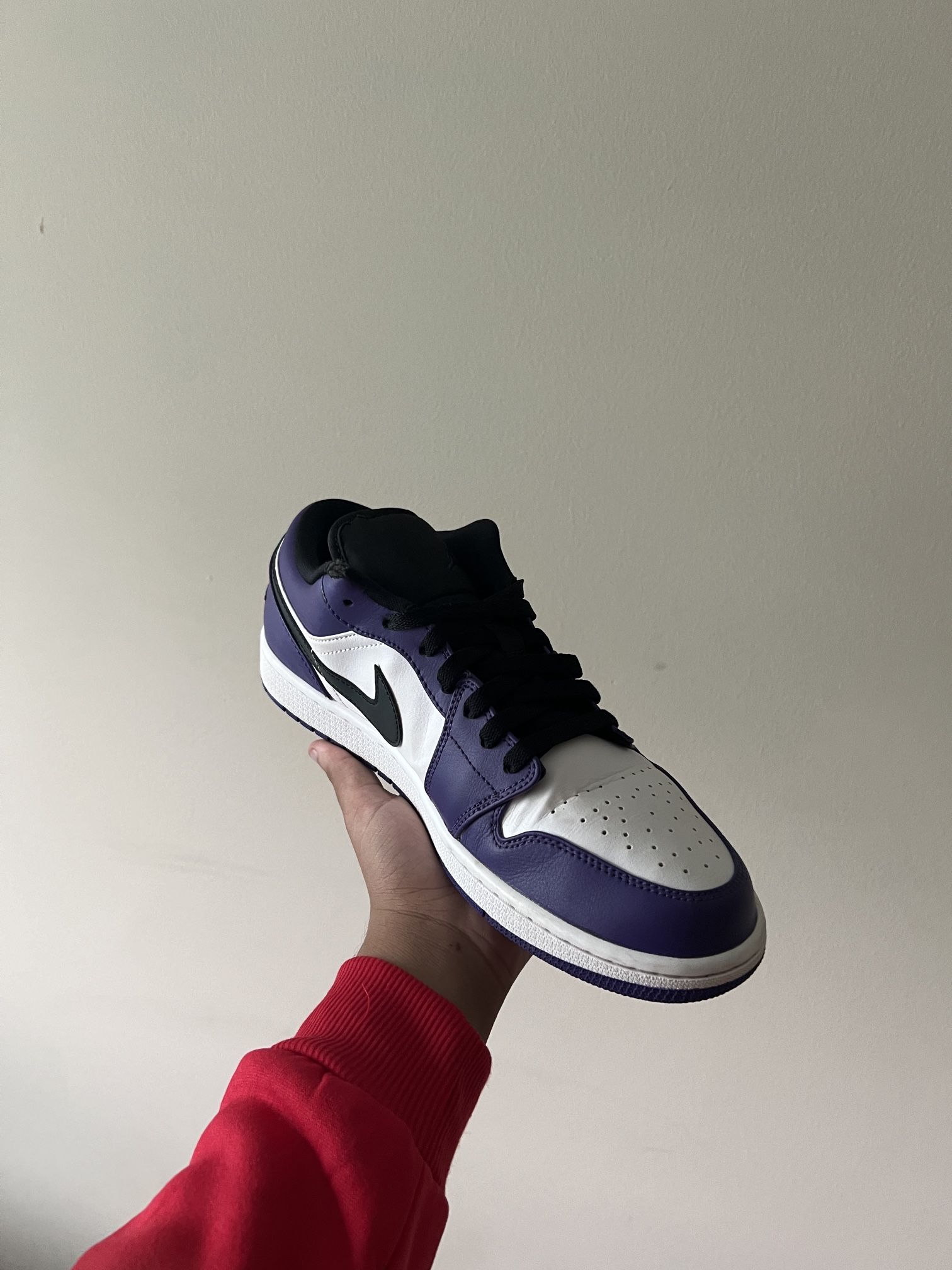 Jordan 1 Low Court Purple