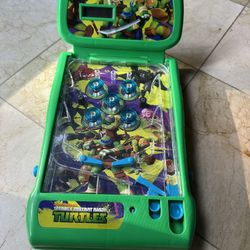 Teenage Mutant Ninja Turtles 🐢 Totally Turtles Electric Tabletop Pinball Game!