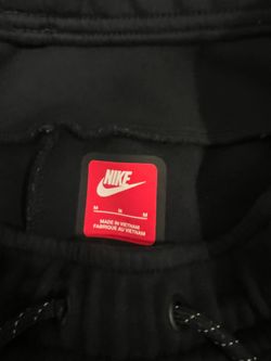 Medium Men’s Nike Tech Joggers