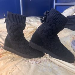 UGG knit Black Woman’s Boot