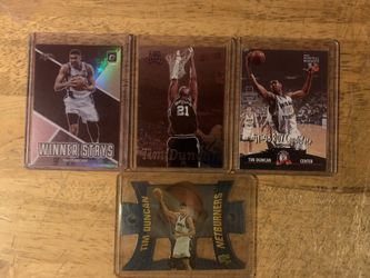 Tim Duncan 4 Cards Lot. 3 Rookie Cards, Die Cut, Prizm Refractor!.