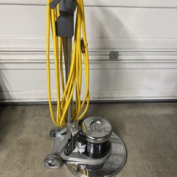 Advance Scrubber Machine 