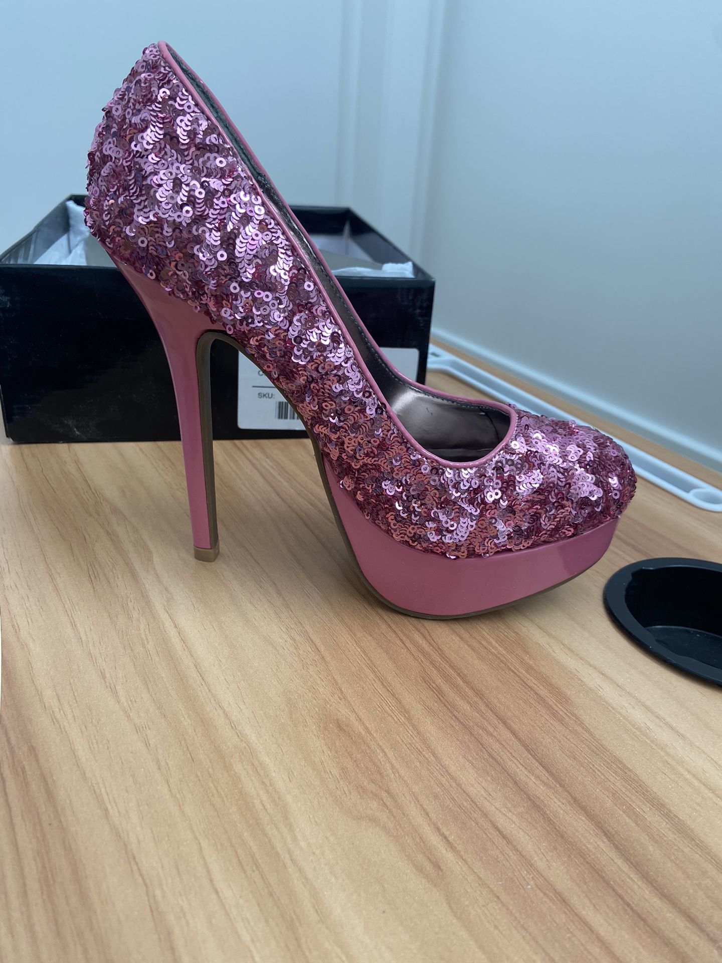 Pink Size 6
