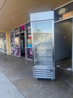 Commercial freezer LED 2025