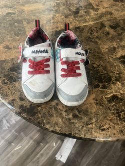 Kids Shoes Size 10