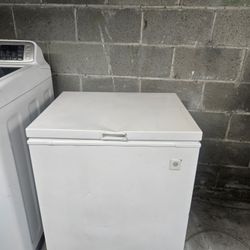 GE Deep Freezer 