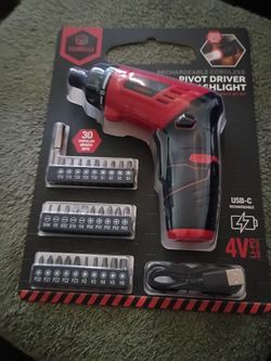 Torelli rechargeable pivot driver flashlight