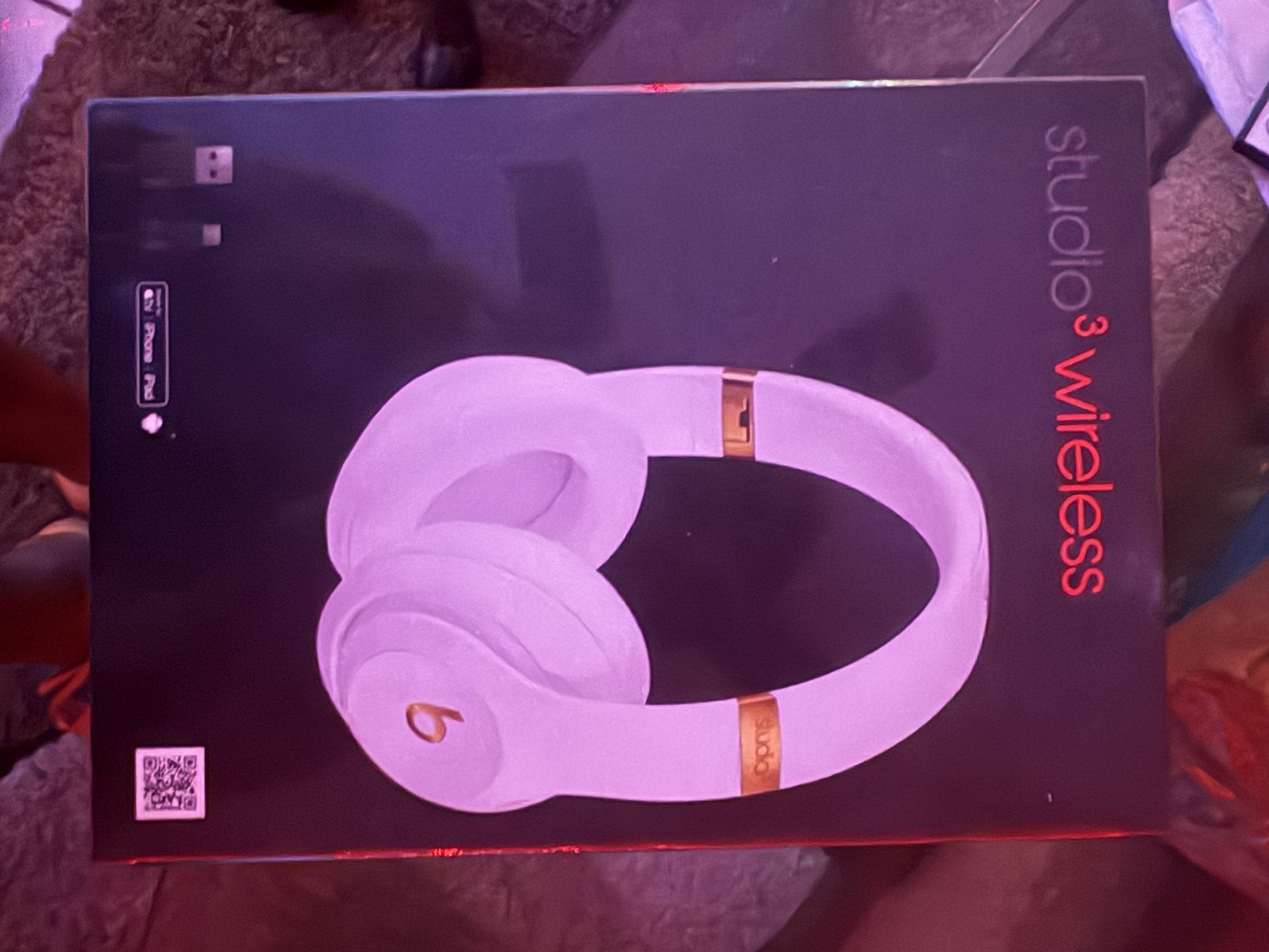 beats studio 3 wireless brand new