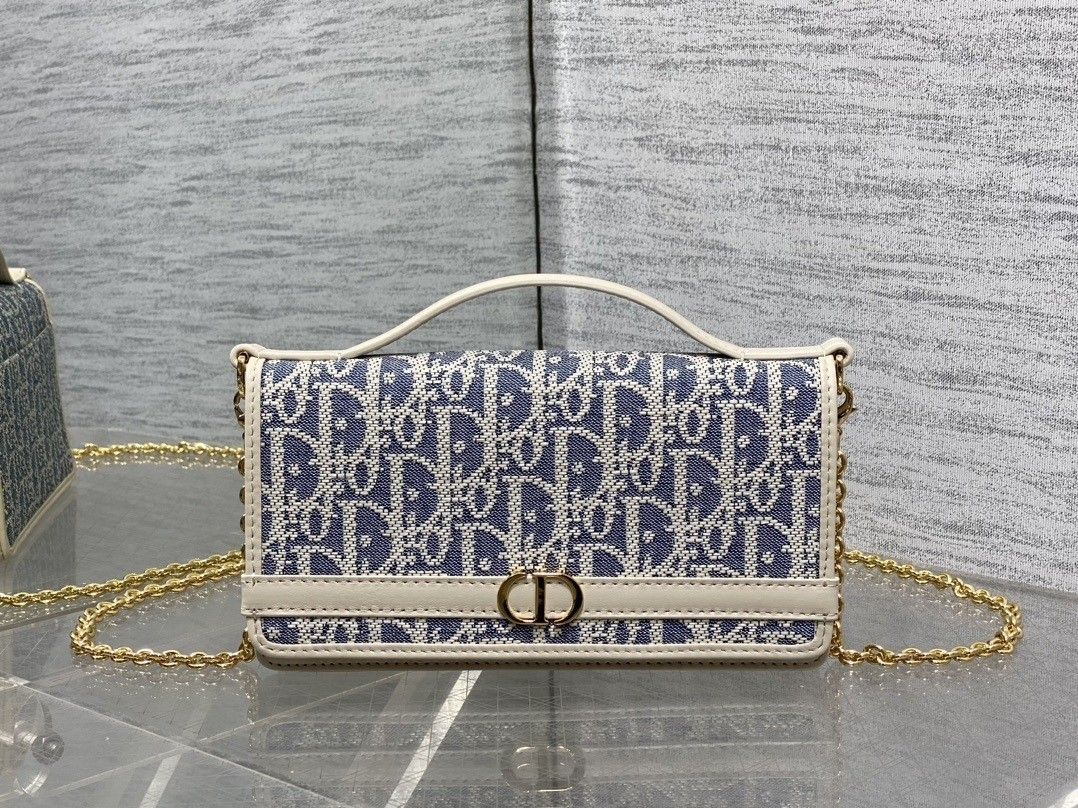 DIOR 2025 new style (with box)