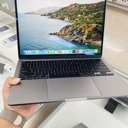 MacBook Air M3 8gb ram 256gb ssd