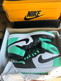 Nike Air Jordan 1 Retro High OG Green Glow Men 11