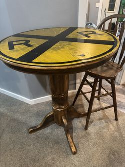 Pub Table