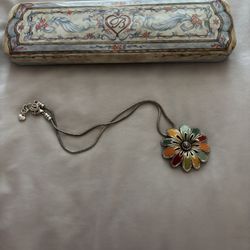 NEW Rare Brighten Necklace in Original Case