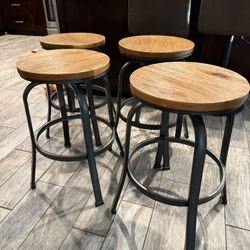 4 Metal And Wood Barstools, Spin To Adjust Height 