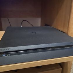 PS4 Slim 1tb