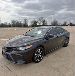 2019 Toyota Camry SE – Sedan 4D