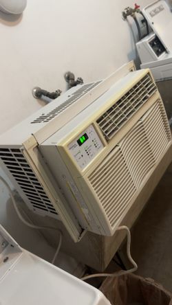 Ac unit 8000 Btu cold cold