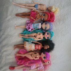 Dolls 