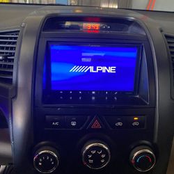 Stereo Car Alpine 7” carplay 
