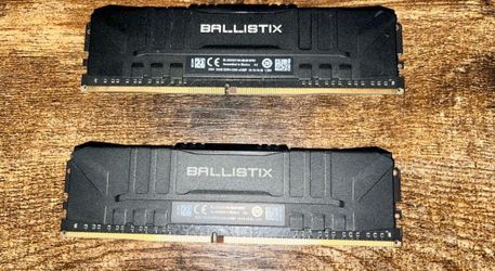 Crucial Memory 2 x 32gb