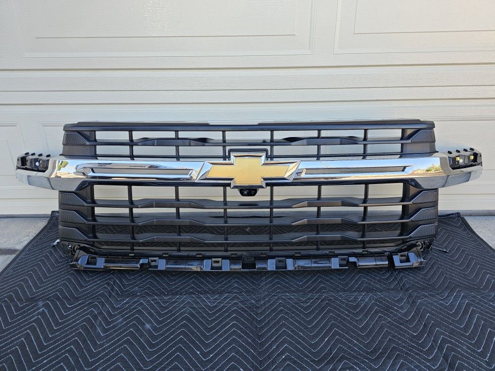 Chevrolet Silverado OEM Grille
