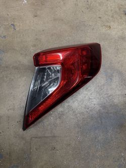 10th Gen Civic Headlight