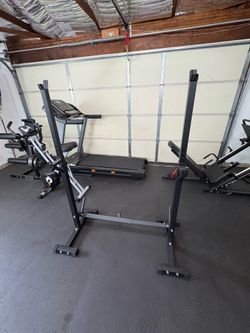 (LIKE NEW) Adjustable Bench Press / Squat Rack