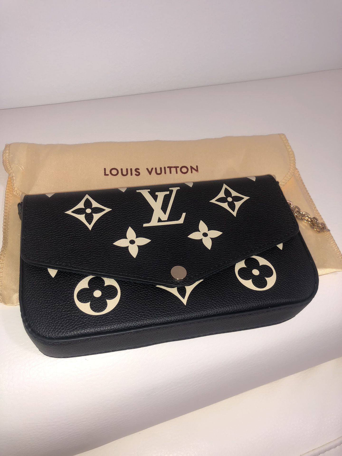 Felicie Pochette Louis Vuitton for Sale in Annandale, VA - OfferUp