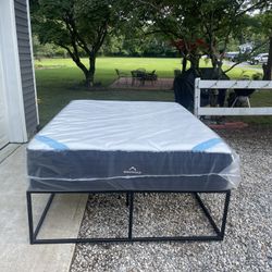 DreamCloud Premier Queen Mattress 