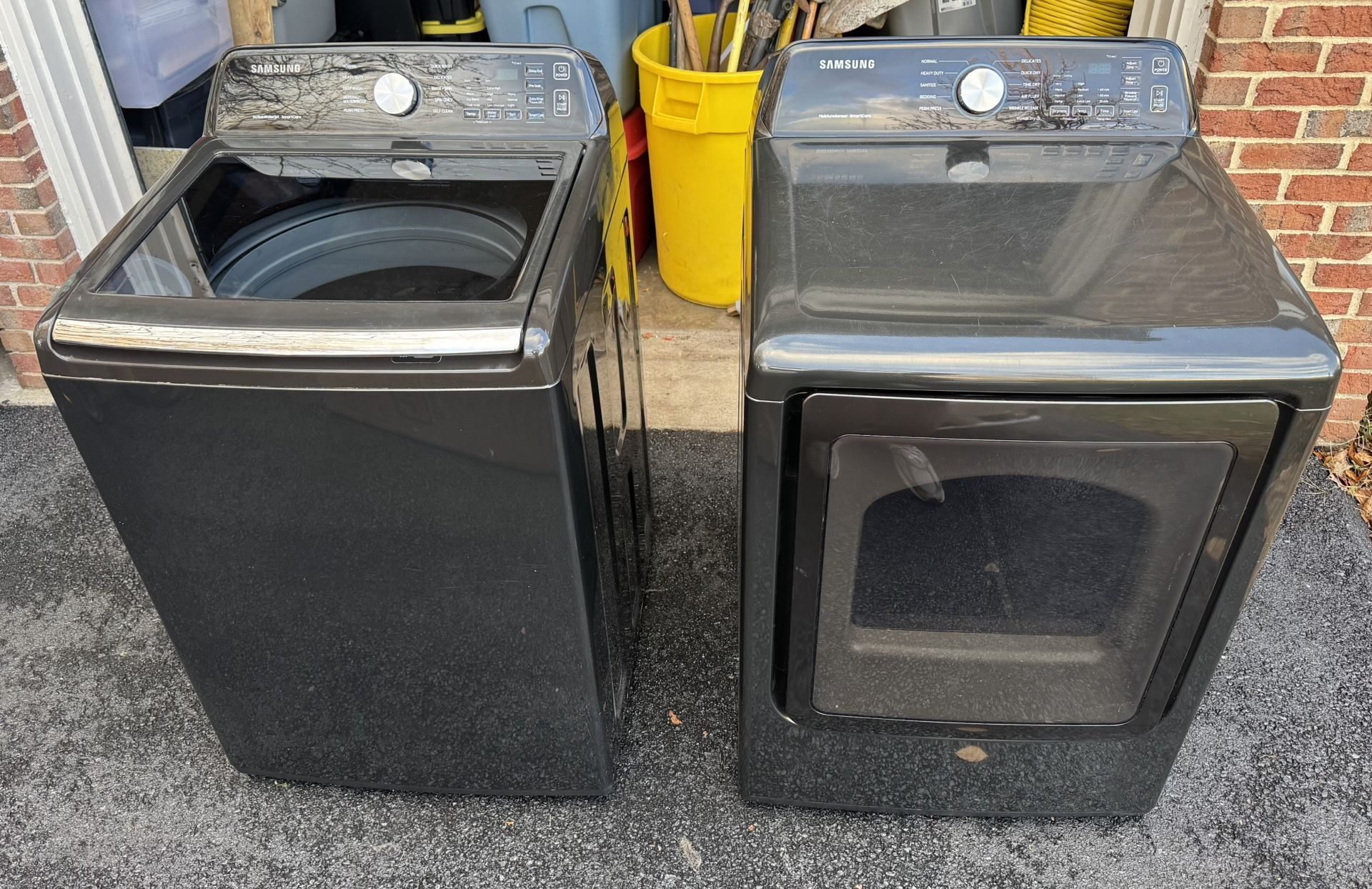 Samsung 4.5 Cu. Ft. Top Load Washer and 7.4 Cu. Ft. Electric Dryer in Black