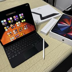 iPad Pro 12.9” 5th Generation