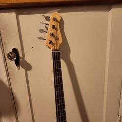 Beginner Bass Guitar 