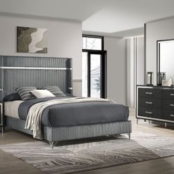 4-Pc Queen Size Bedroom Set. $53 Down Payment 