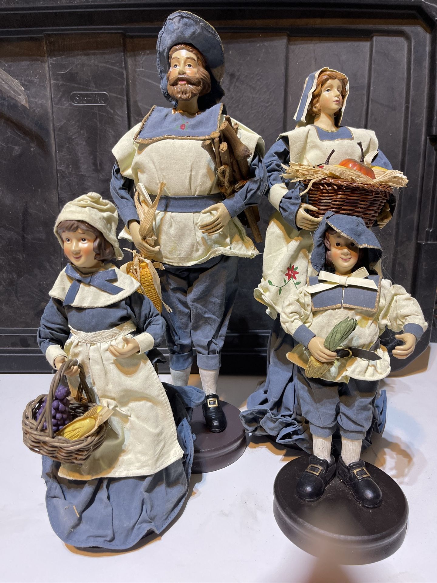 Vintage Thanksgiving Pilgrim Figurines