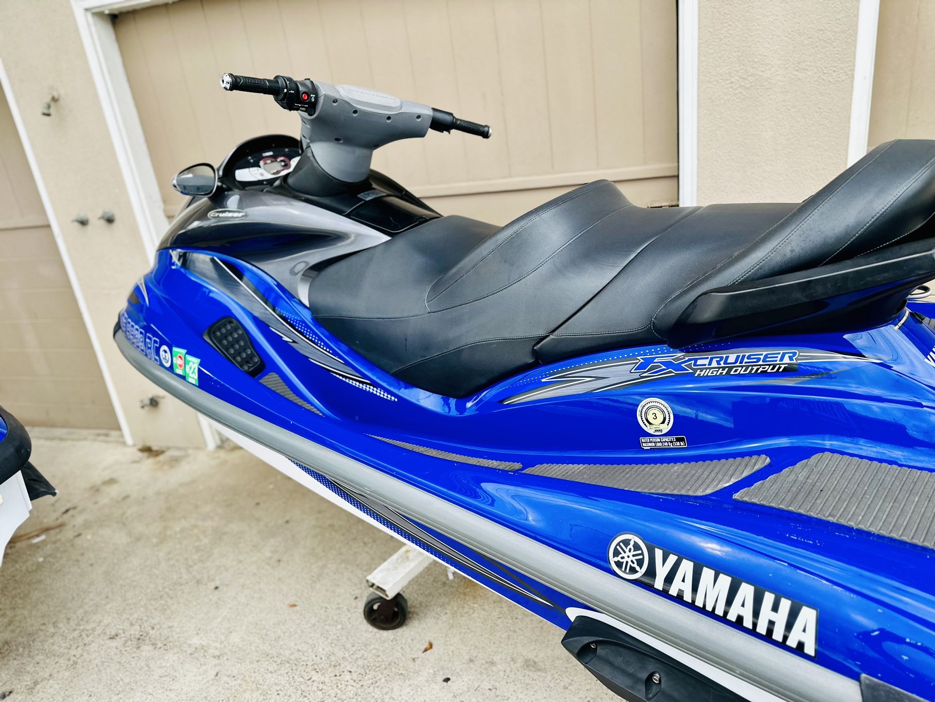 2005 Two Yamaha FX HO cruiser Waverunners / skis and trailer clean