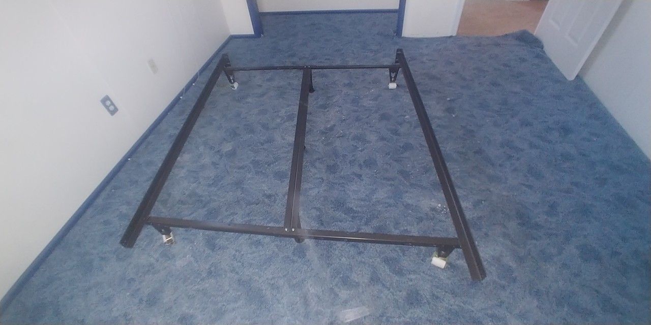 Bed Frame Queen Size