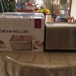 Dulch automatic ice cream roller pre-owned works great selling for only $130 great for parties or can use commercially for a small business.