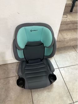 Safety1st travel friendly booster car seat