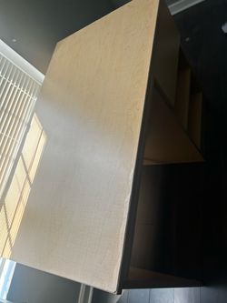 Work desk