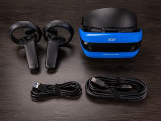 Acer Windows Mixed Reality VR Headset + Controllers + Cables